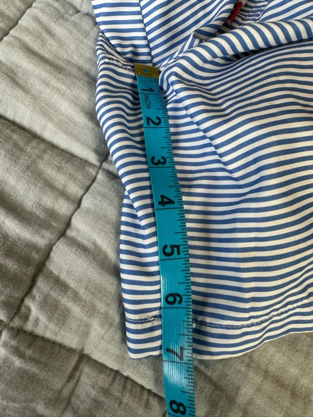 Vineyard Vines Target Gradient striped swim trunks size Small